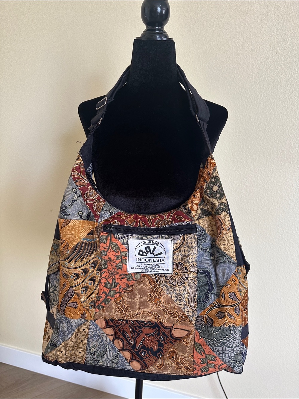 Adi Jaya Tailor Bali Indonesia quilted bag. Tote.
